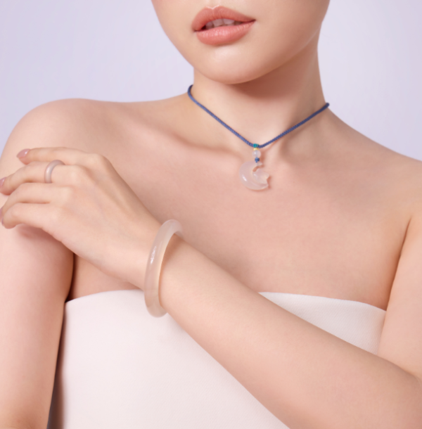 Vòng Đá Bạch Nguyệt Quang Vip Trắng - Hình ảnh 3