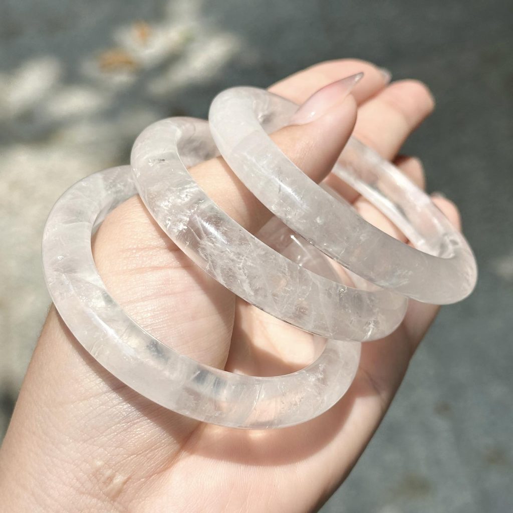 Thạch anh dễ vỡ không